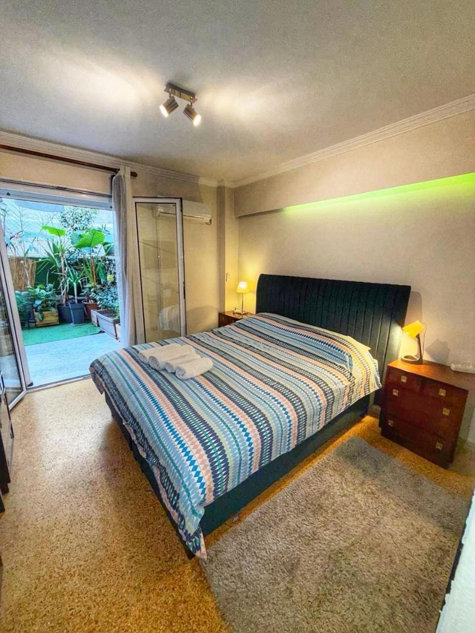 Modern Apartment In The Heart Of Athens Near Acropolis Zewnętrze zdjęcie