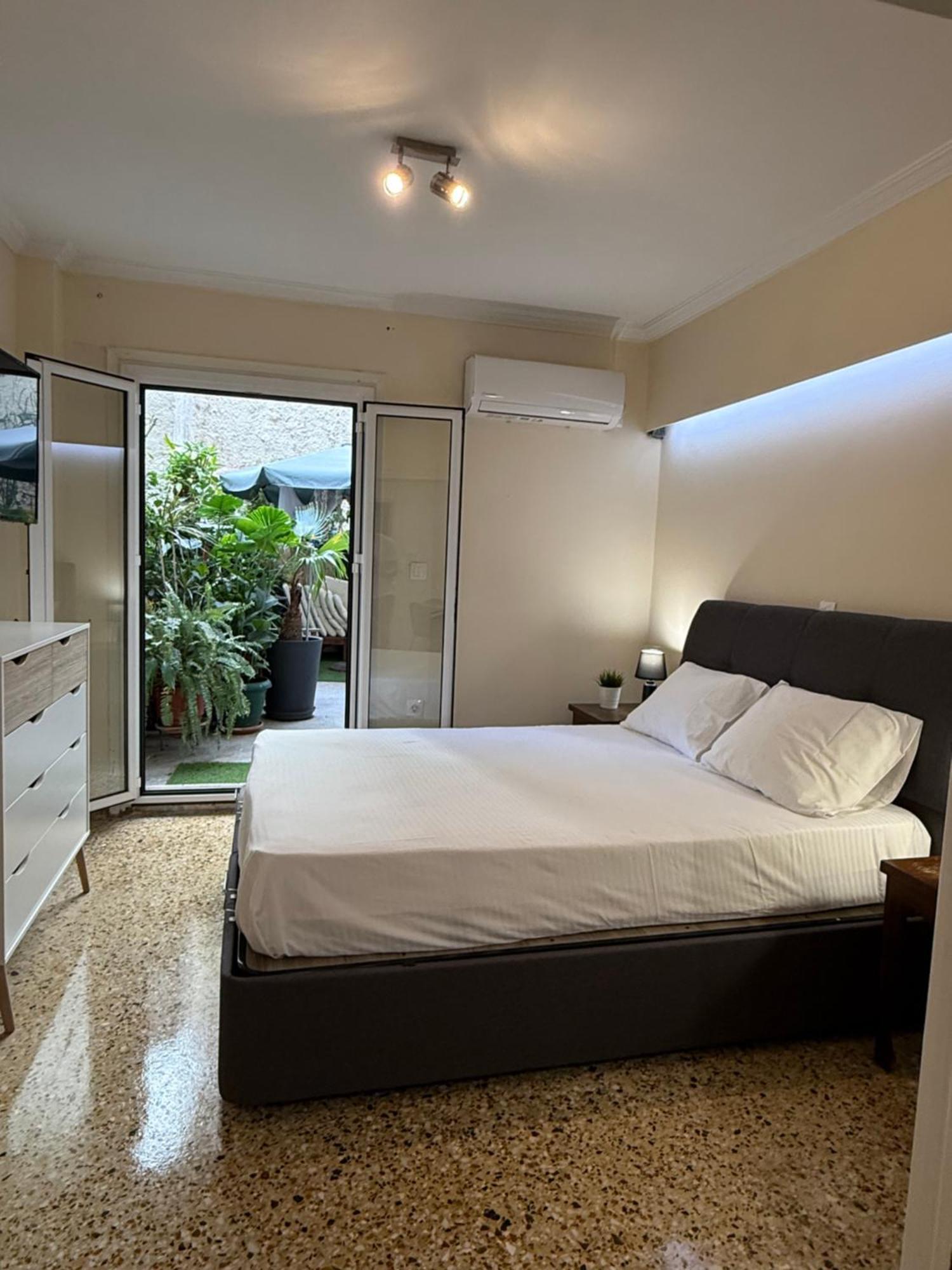 Modern Apartment In The Heart Of Athens Near Acropolis Zewnętrze zdjęcie